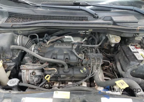 2008 Chrysler Town & Country Touring from USA, damaged, VIN 2A8HR54P08R740705